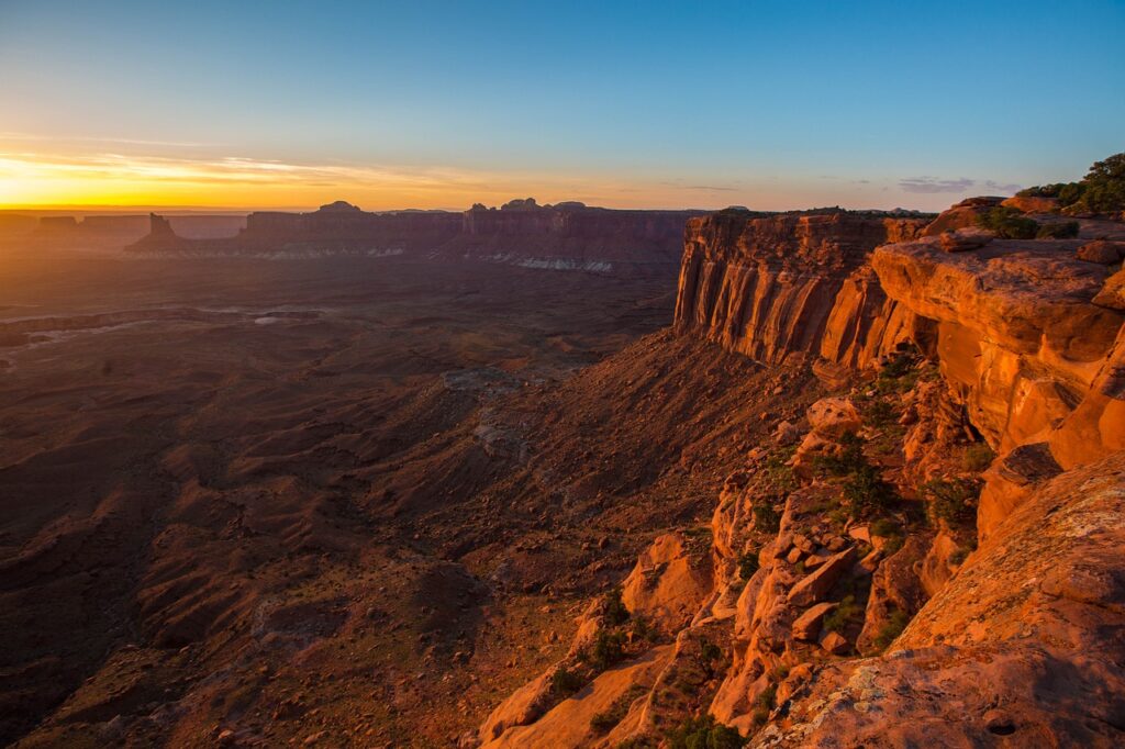 sunset, canyonlands, utah-1802028.jpg